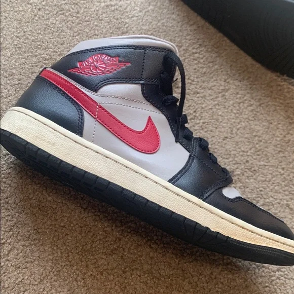 Nike Air Jordan High Top Tennis Shoes - Picture 7 of 14